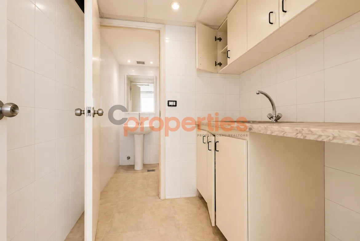 Office for Rent in Hamra