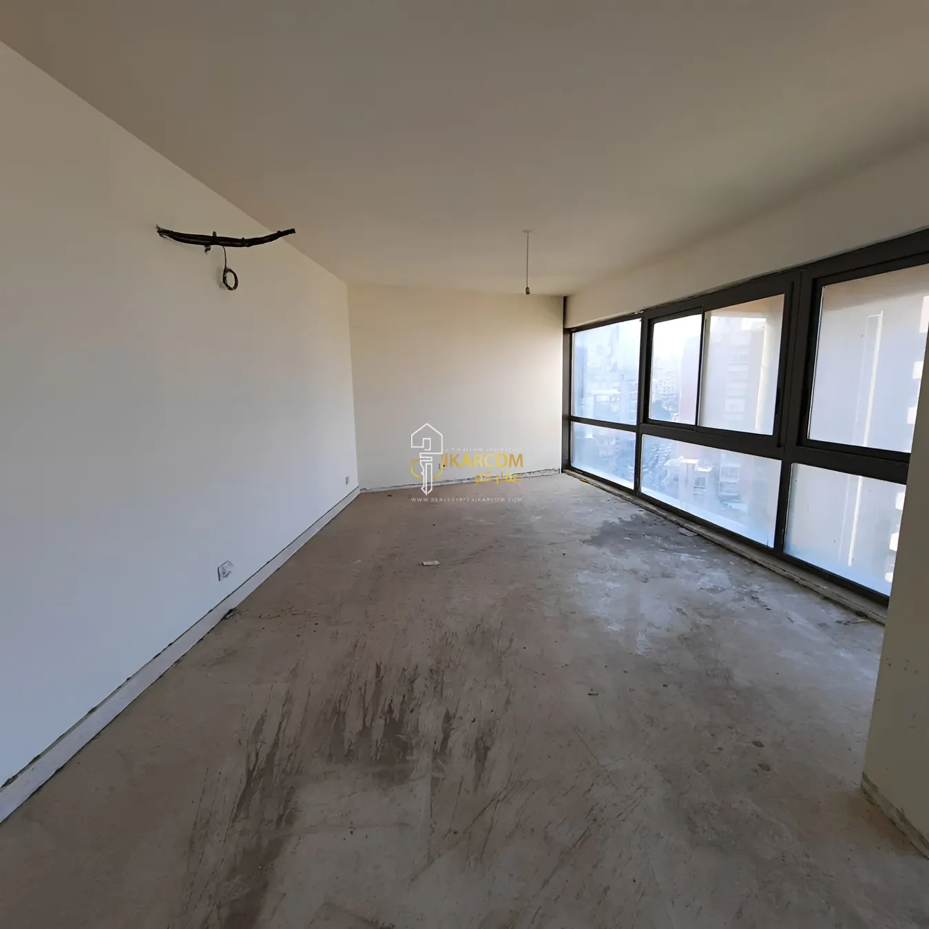 Apartment for sale in Achrafieh, Beirut, Lebanon - 3 bed, 5 bath