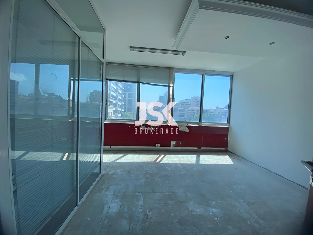 Building for Sale in Verdun