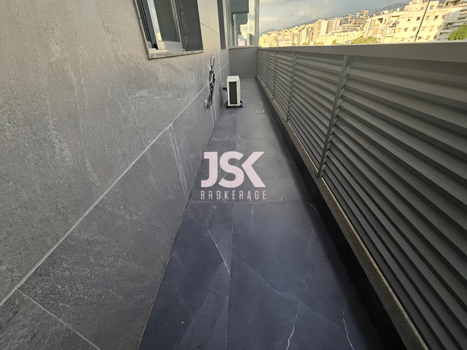 Office for Rent in Sad El Baouchriyeh