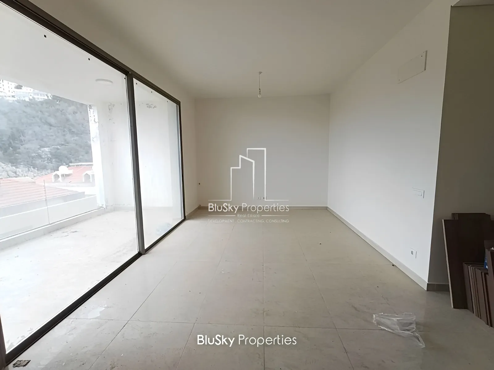 Apartment for Sale in Broumana - 2 bed, 3 bath