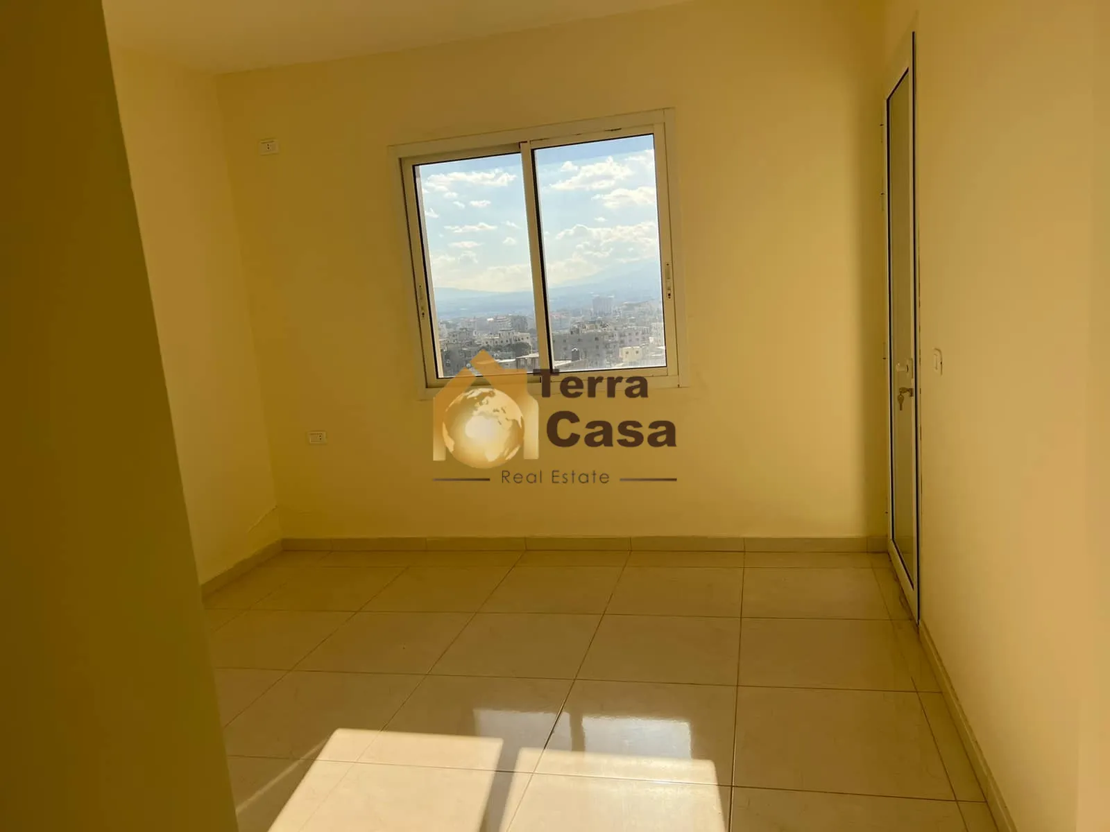 Apartment for sale in Taalabaya