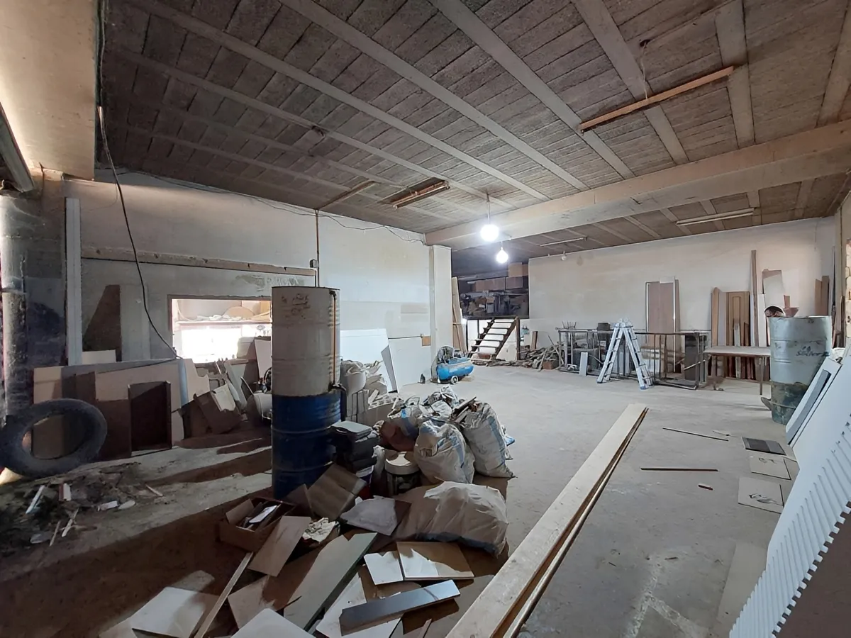 Warehouse for sale in Jdeideh