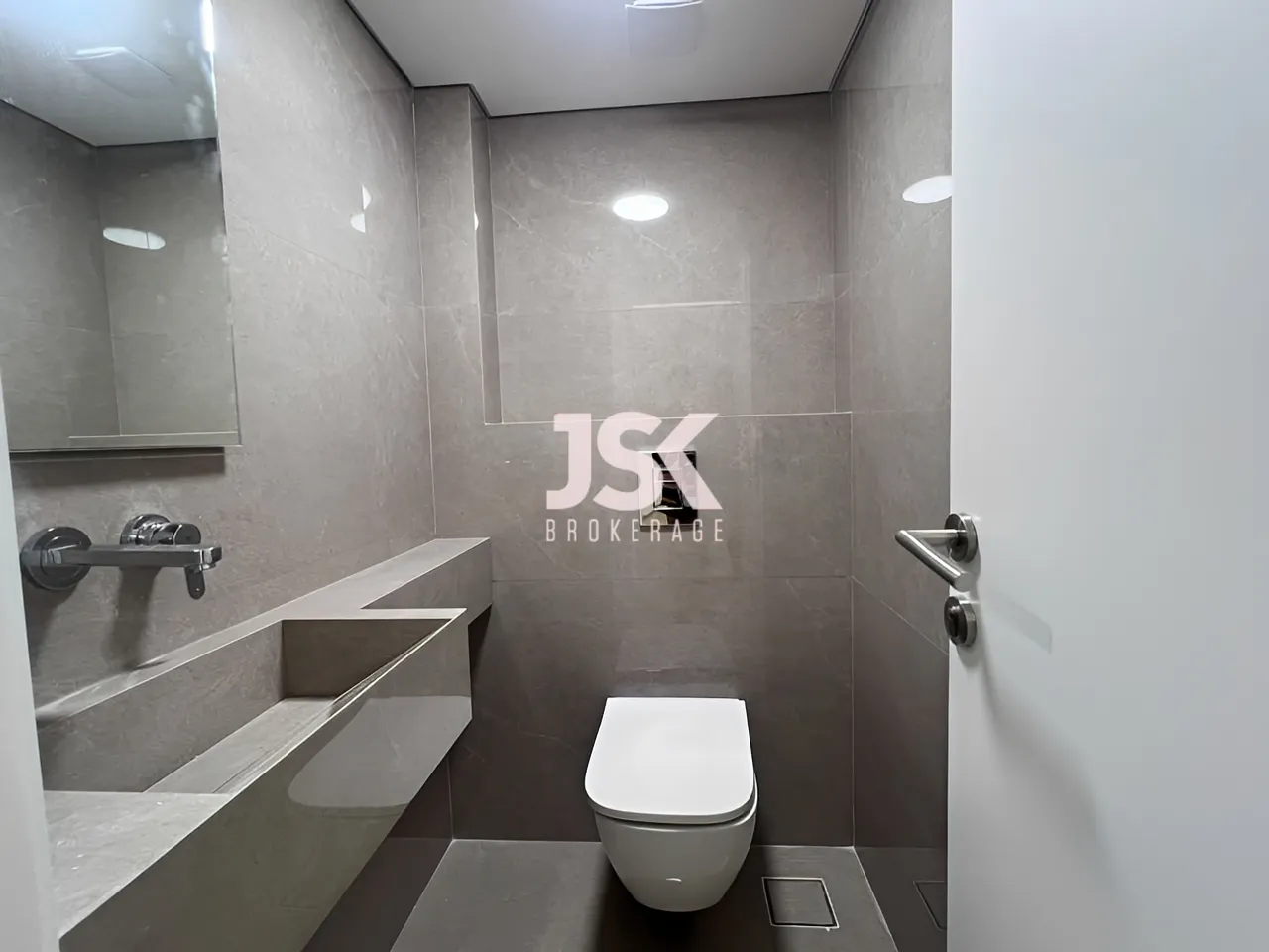 Apartment for Rent in Achrafieh
