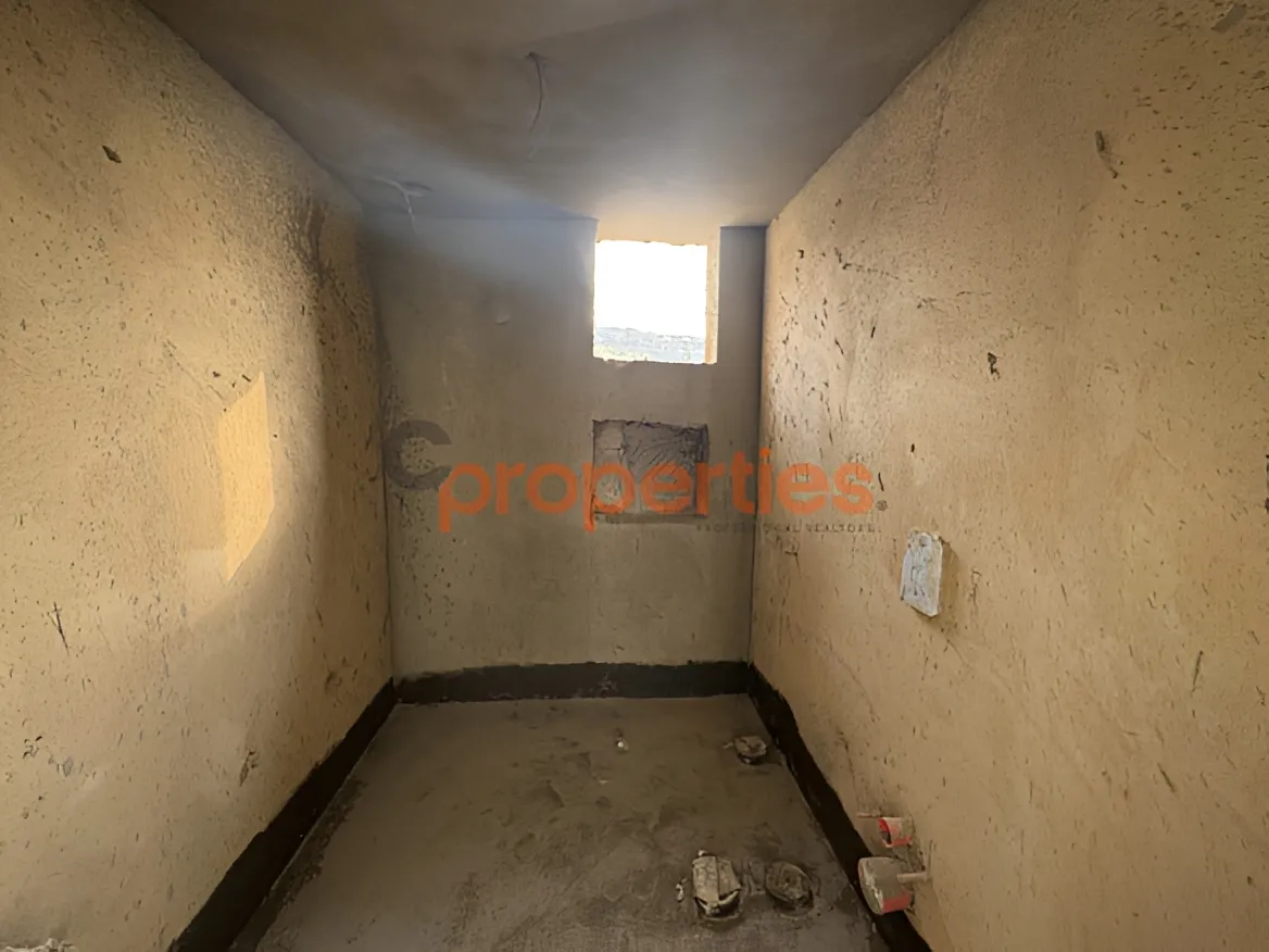 Apartment for Sale in Ain Aar