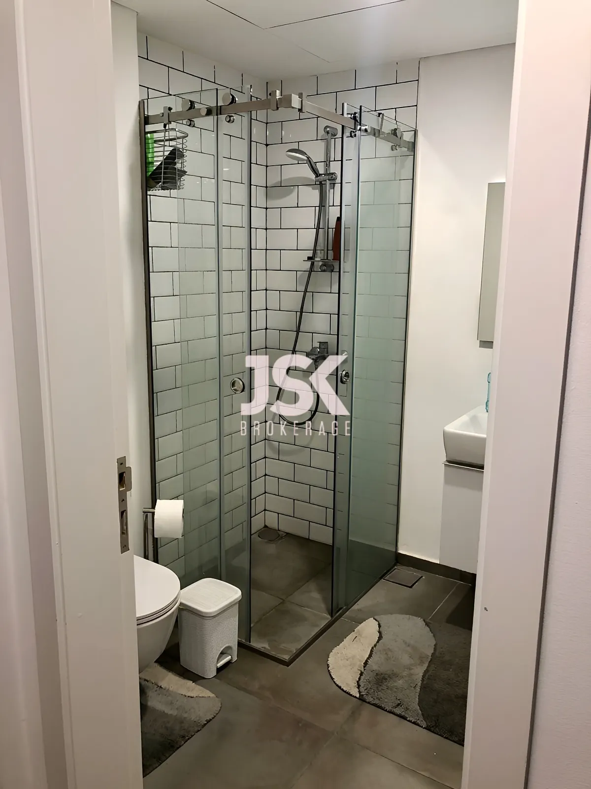 Apartment for Rent in Adliyeh