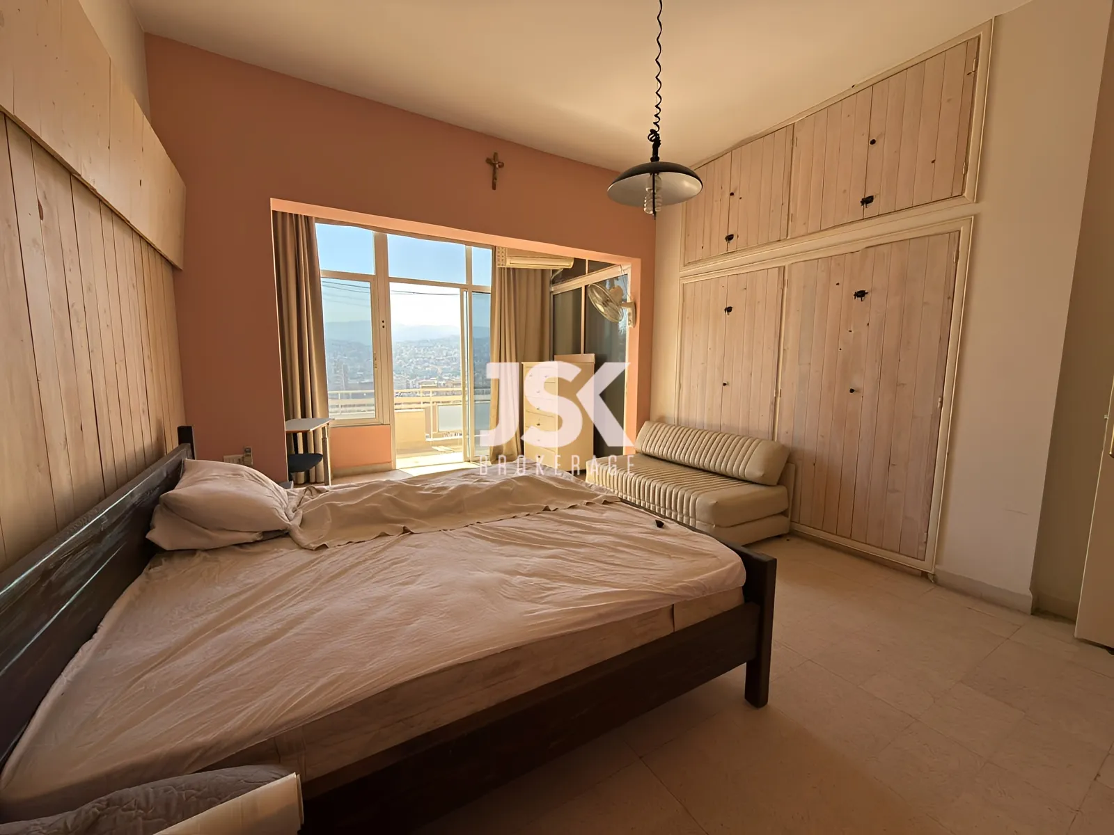 Apartment for Sale in Ain El Remmaneh