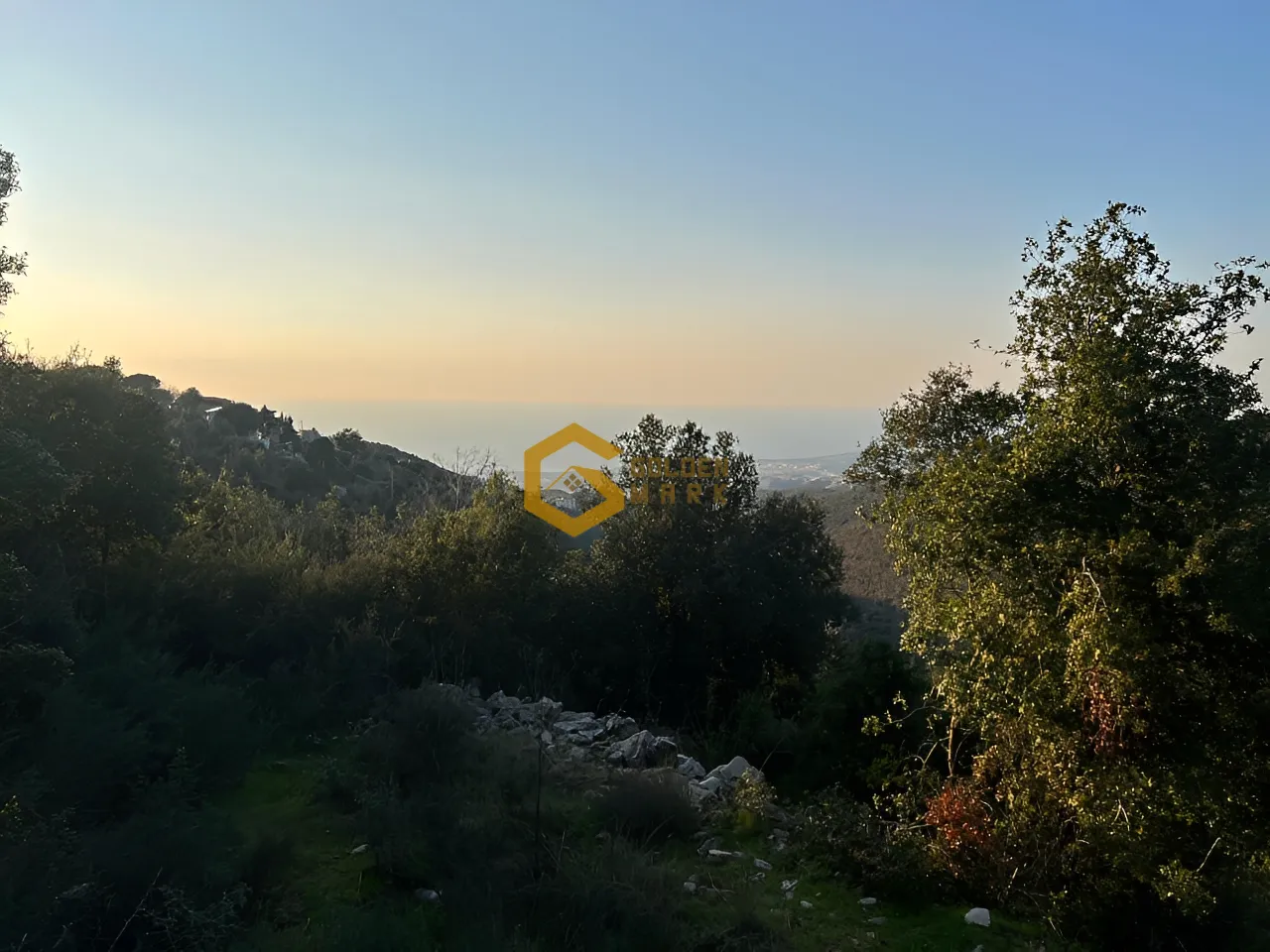 Land for Sale in Ras Osta