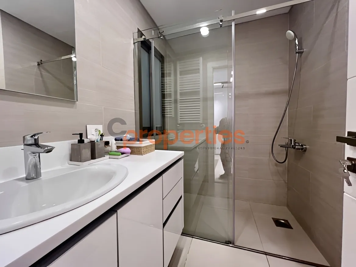 Apartment for Sale in Beit Meri