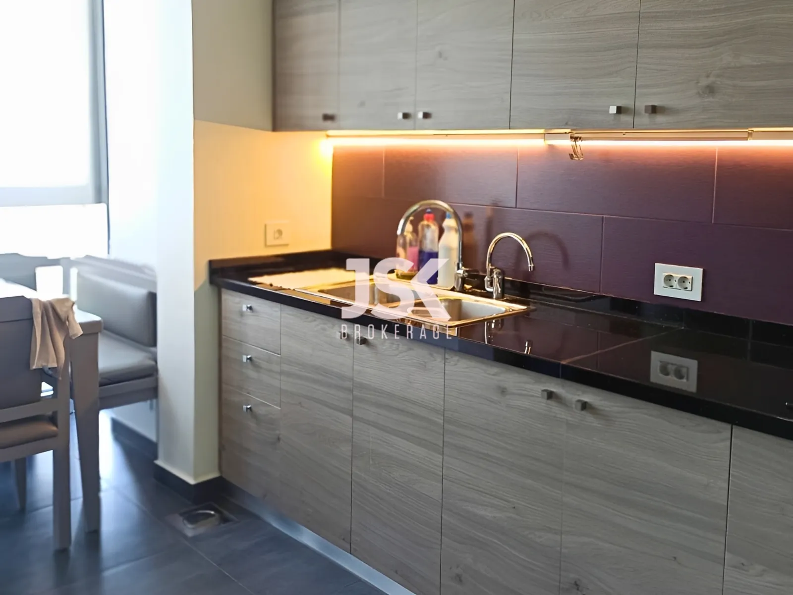 Apartment for Sale in Achrafieh - 2 bed