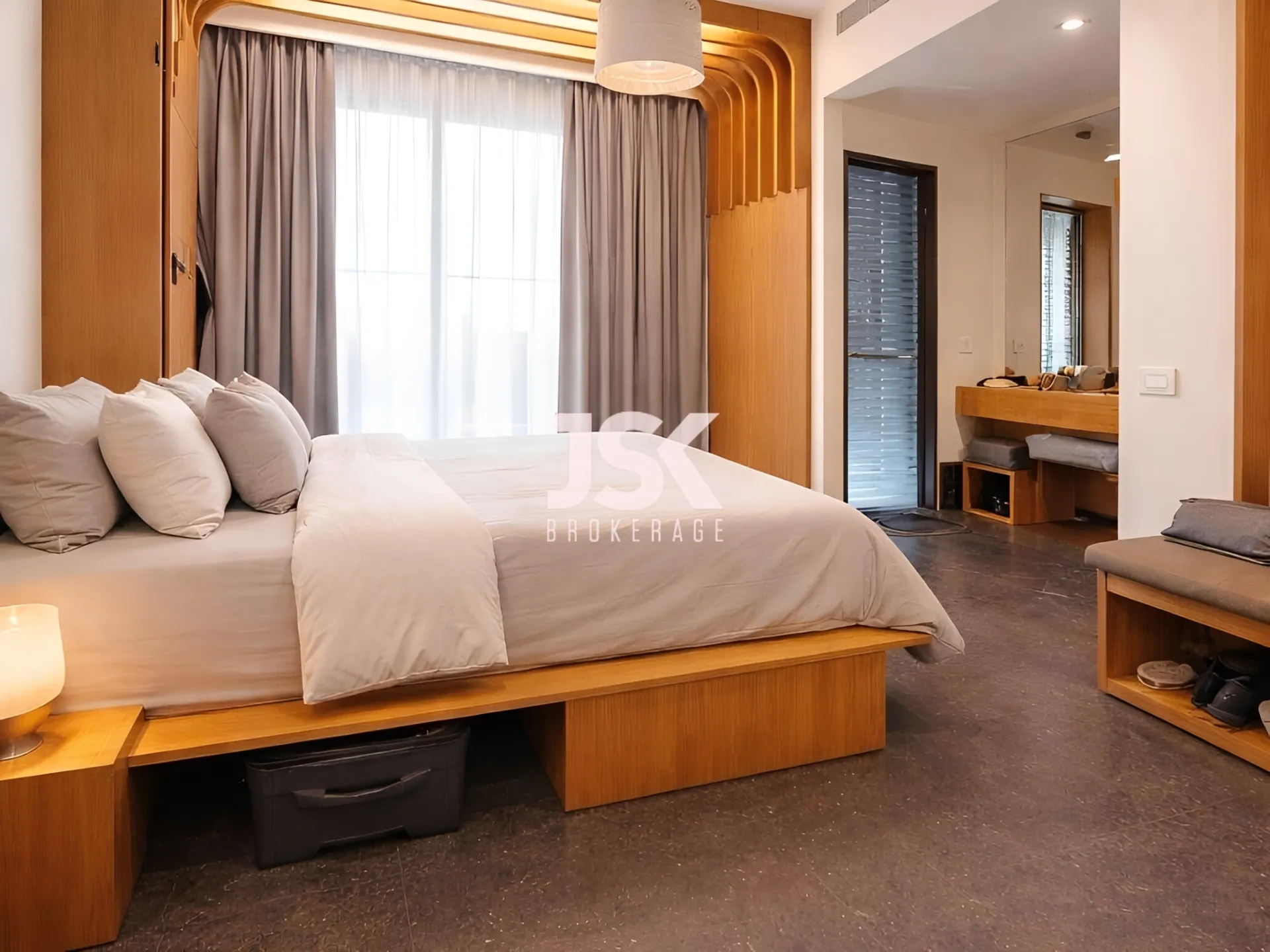 Apartment for Rent in Saifi Village