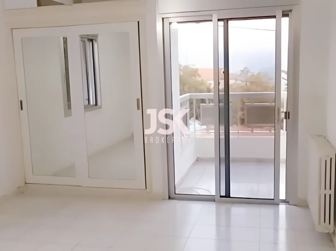 Apartment for Rent in Ballouneh