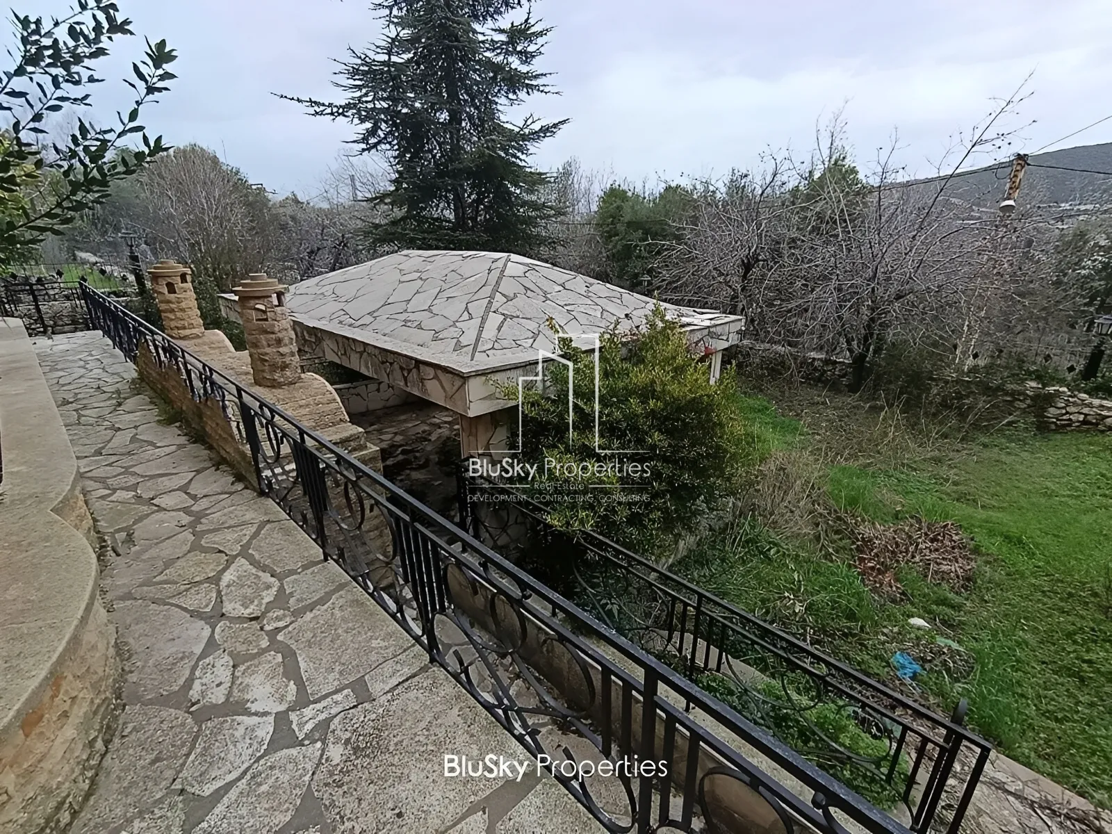 Villa for Sale in Zebdine