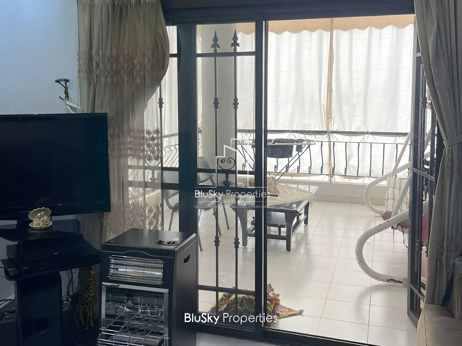 Apartment for Sale in Zekrit