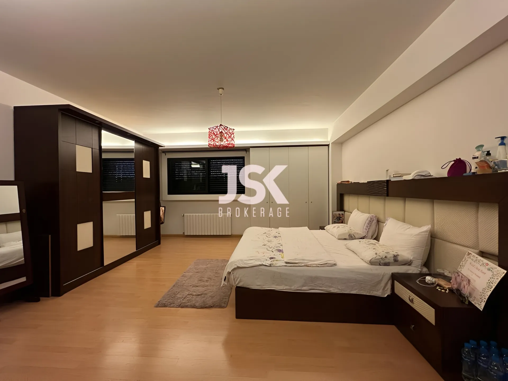 Apartment for Sale in Saifi Village