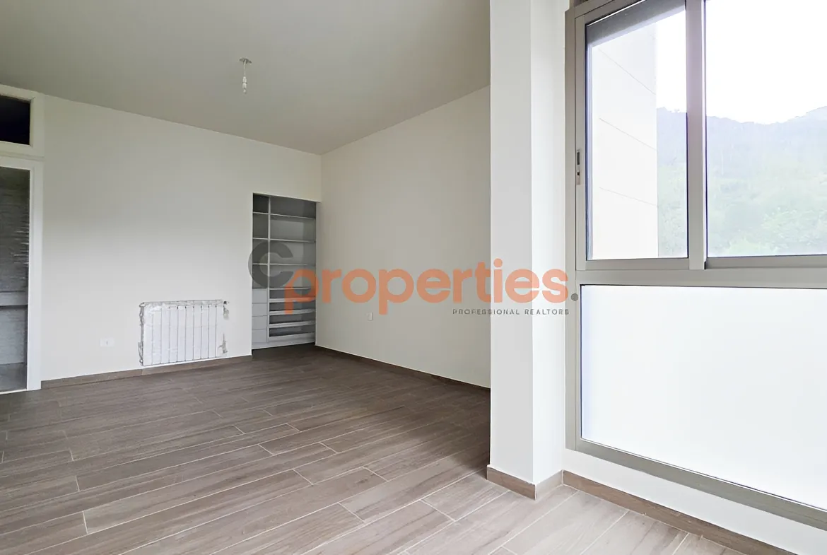 Apartment for Rent in Ain Saadeh