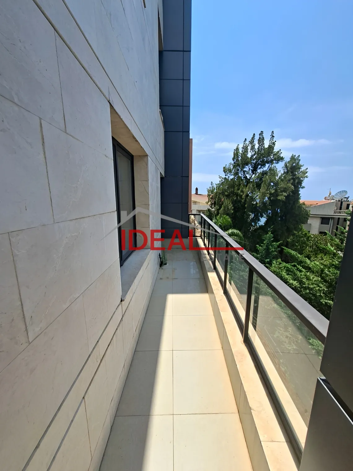 Office for rent in Kfar Hbab, Lebanon