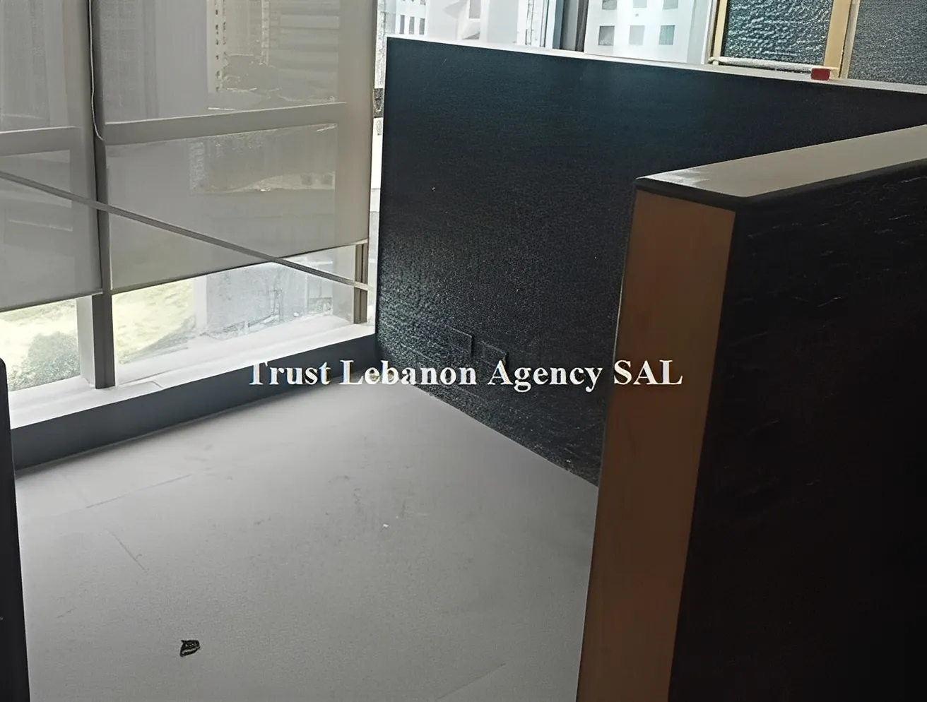 Office for rent in Metn, Sin El Fil