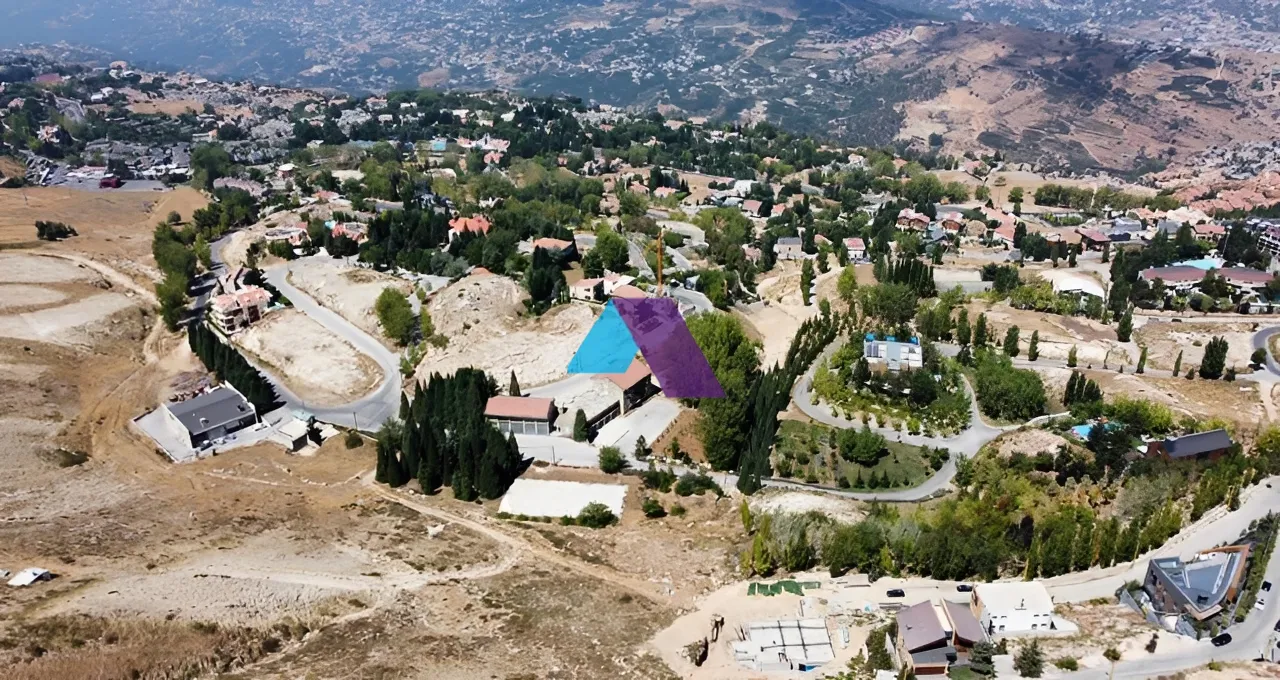 Land for Sale in Faqra