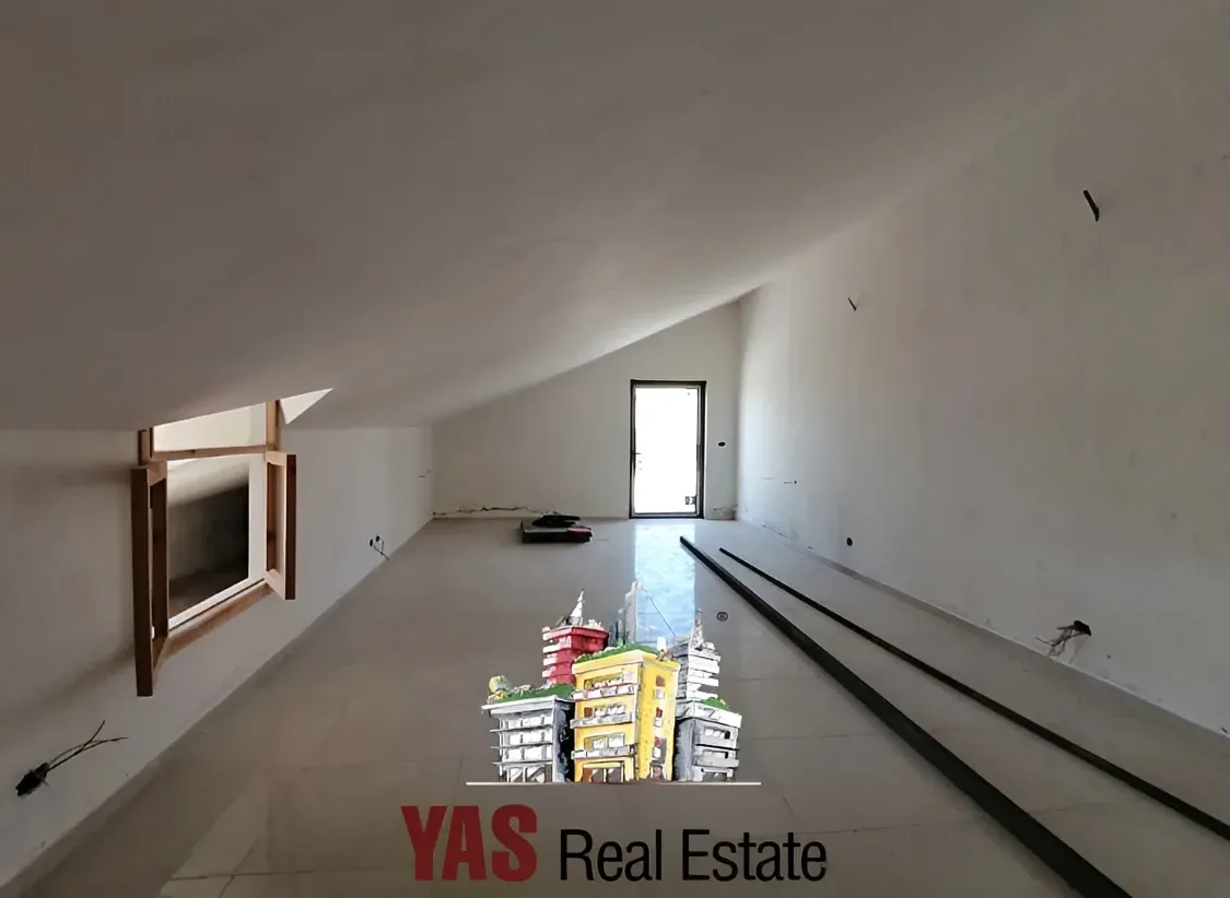 Apartment for Sale in Ballouneh