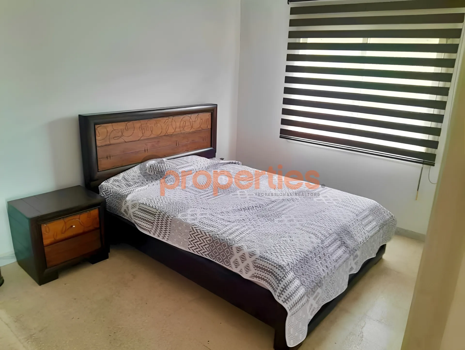 Apartment for Rent in Ballouneh