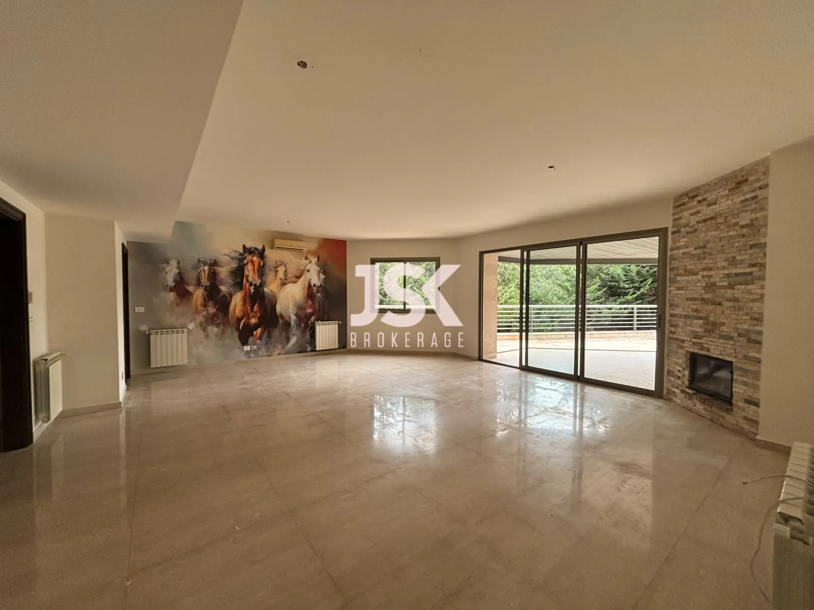 Apartment for Rent in Dik El Mehdi - 3 bed