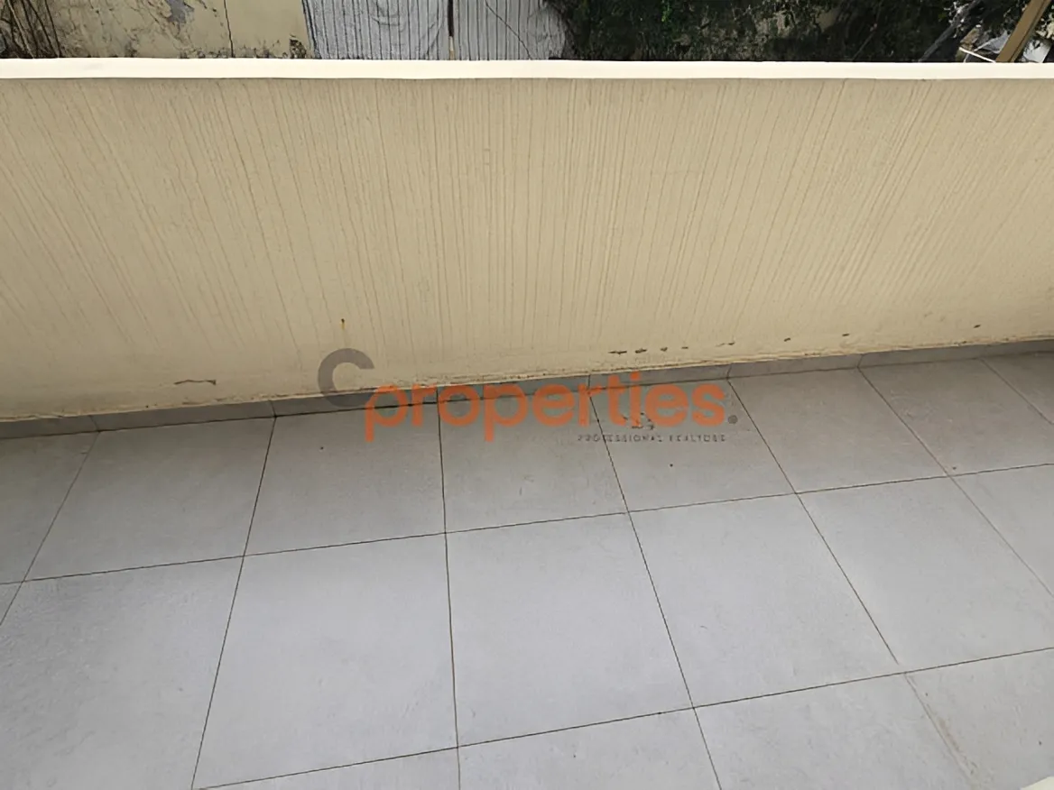 Showroom for Sale in Forn El Chebbak