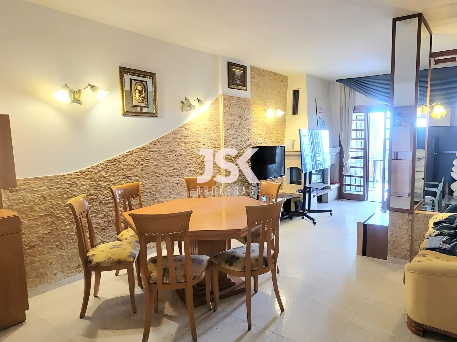 Chalet for Sale in Faitroun