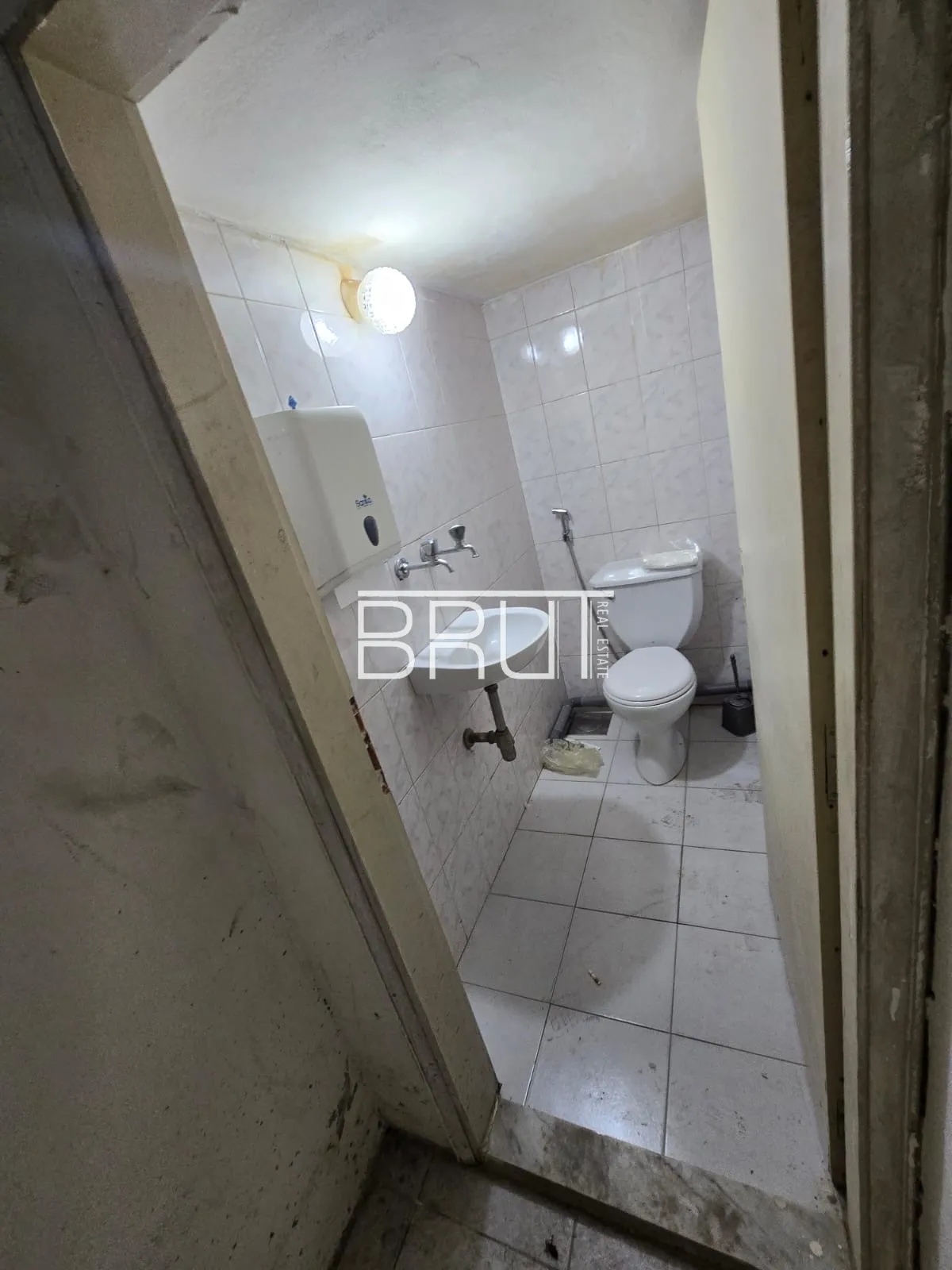 Warehouse for rent in Zouk mosbeh, lebanon