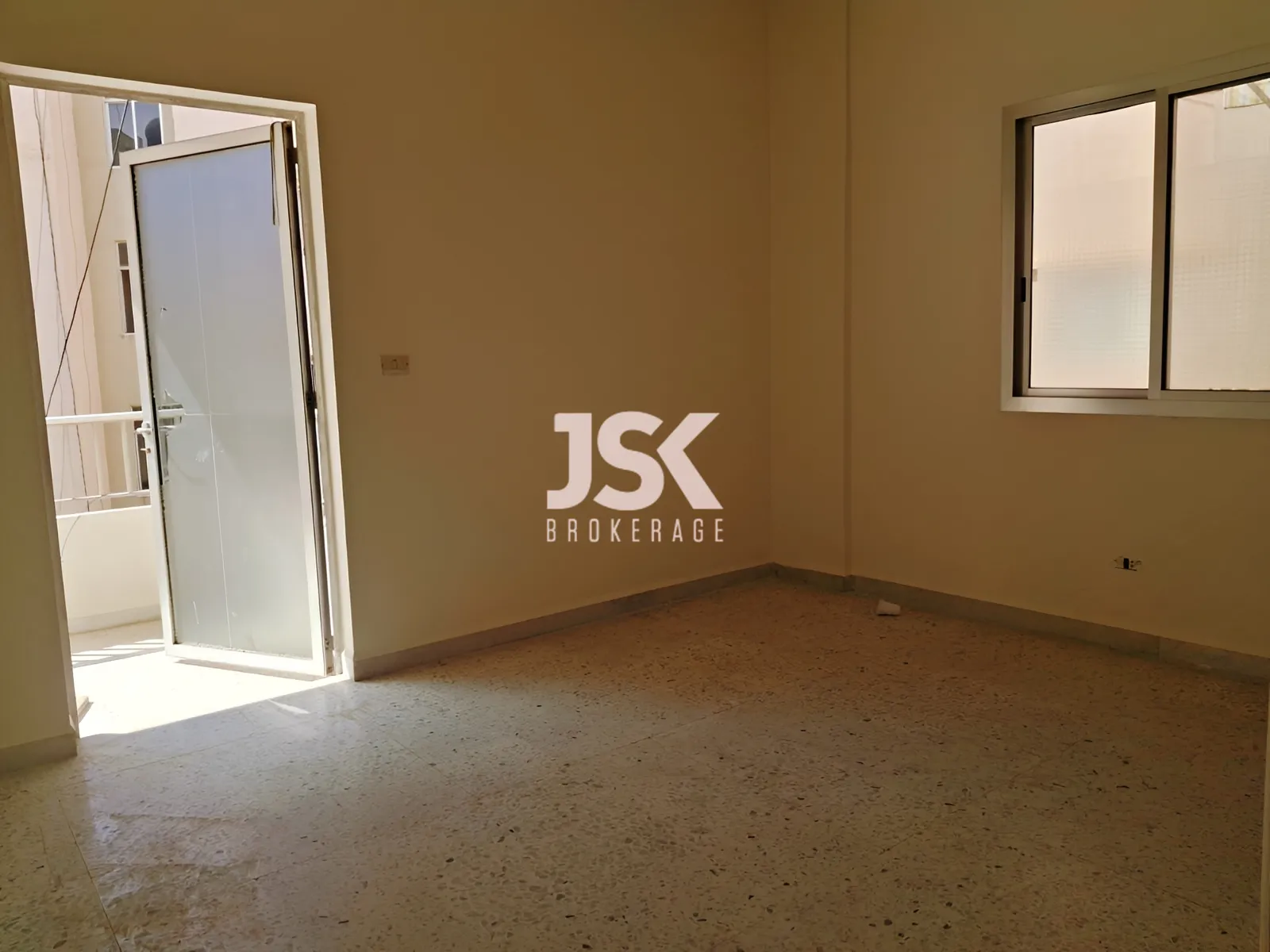 Apartment for Sale in Safra