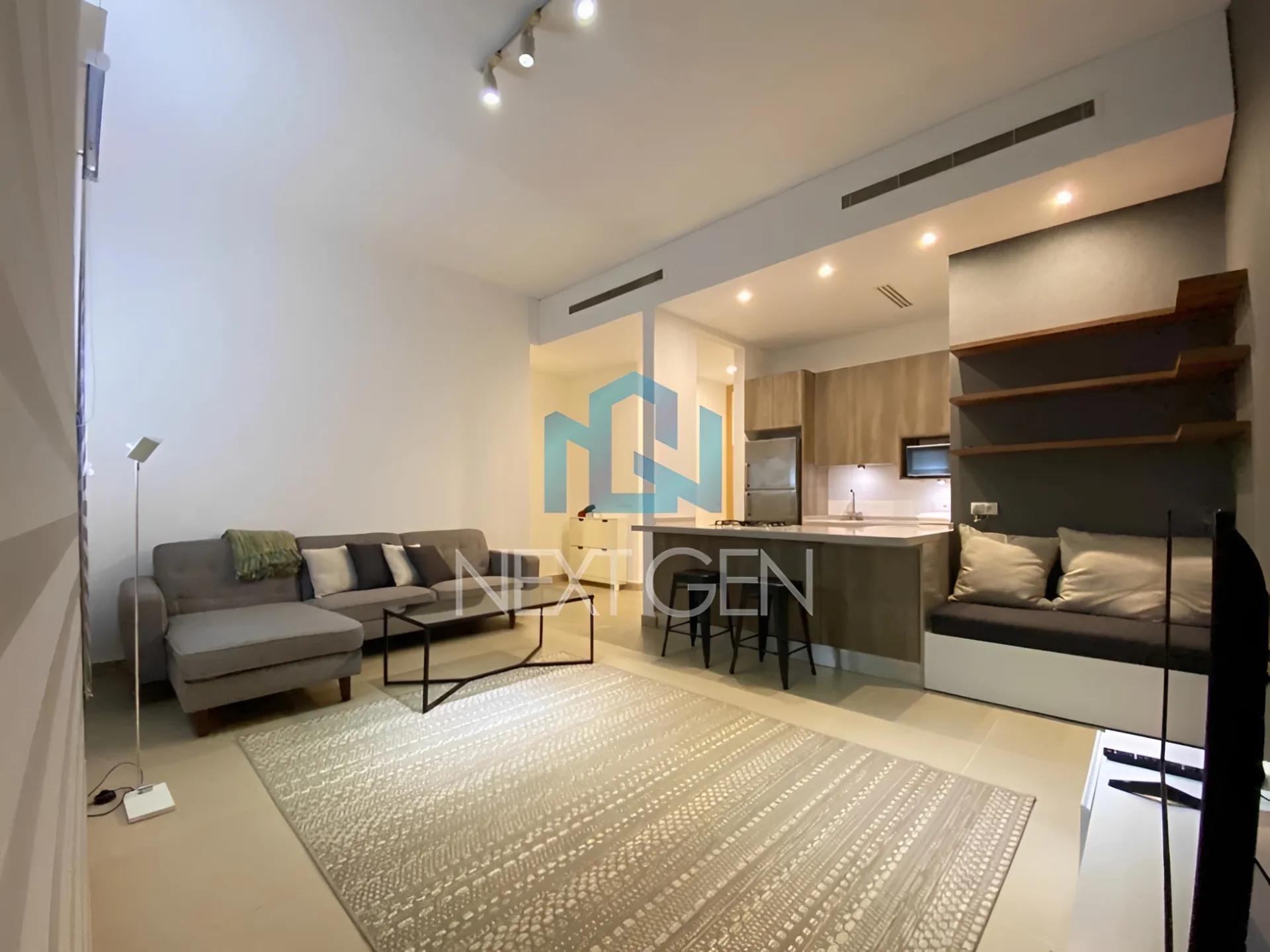 Apartment for rent in Achrafieh, Beirut, Lebanon - 1 bed, 2 bath