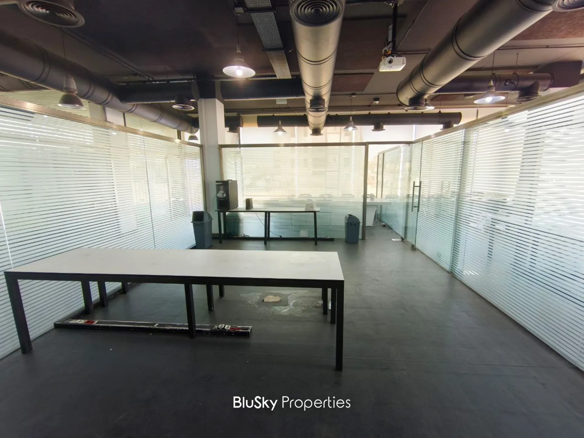 Office for rent in Dbayeh, lebanon