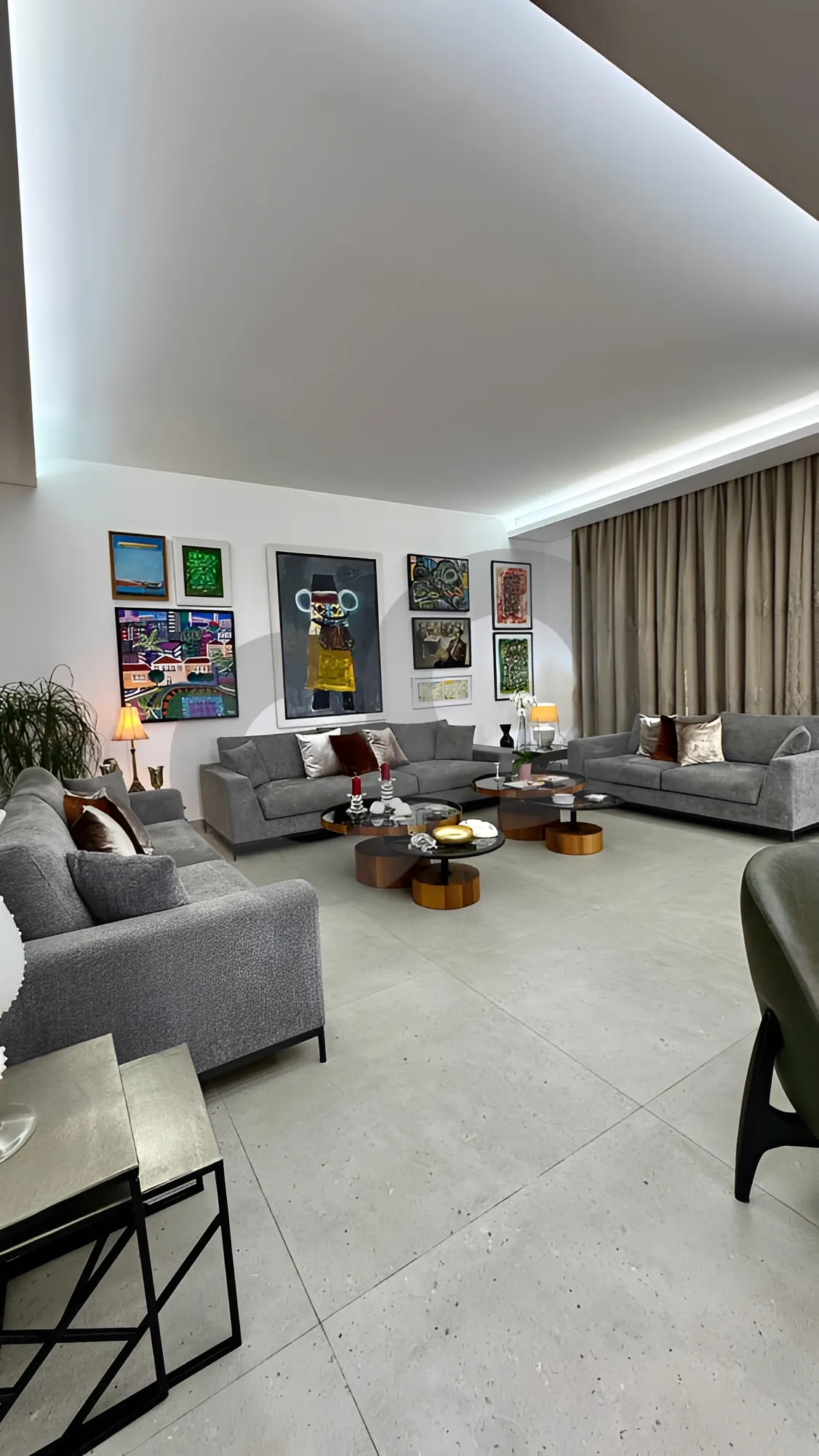 Villa for Sale in Okaibeh