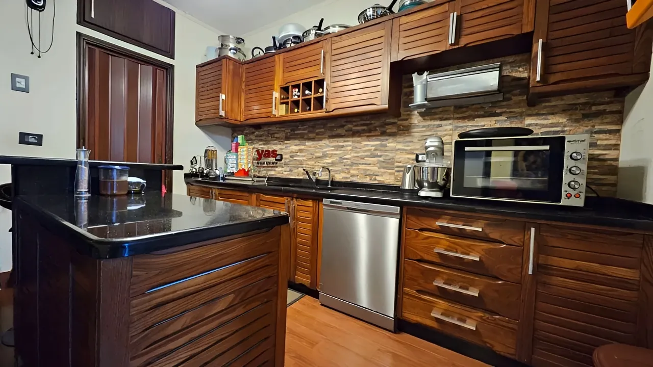 Apartment for Sale in Ballouneh