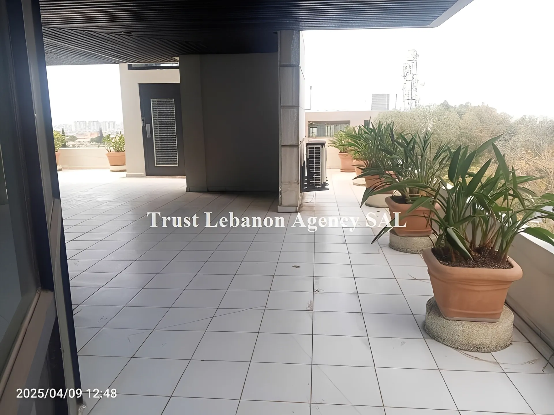 Office for rent in Baabda, Hazmieh