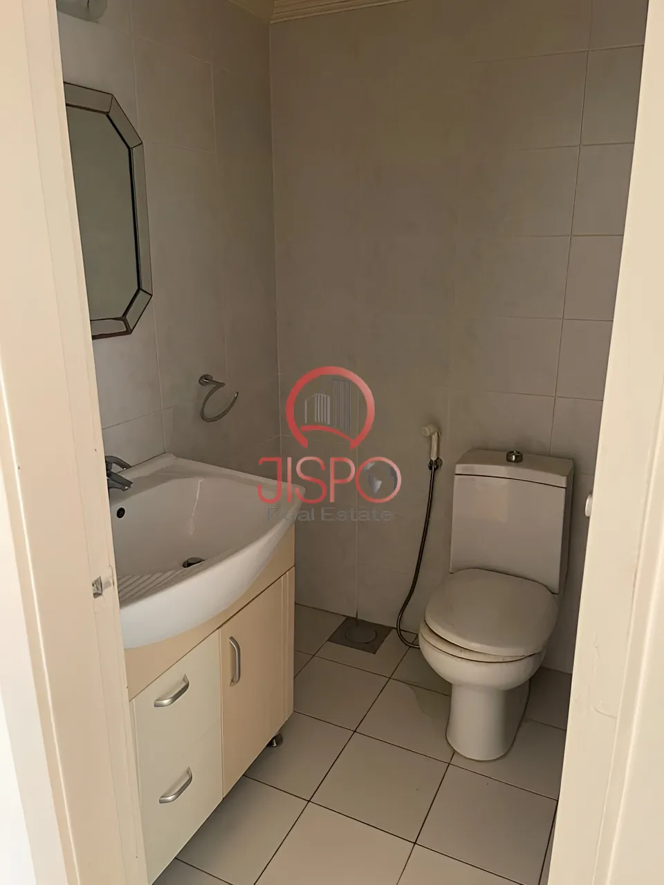 Apartment for Rent in Ain El Tineh