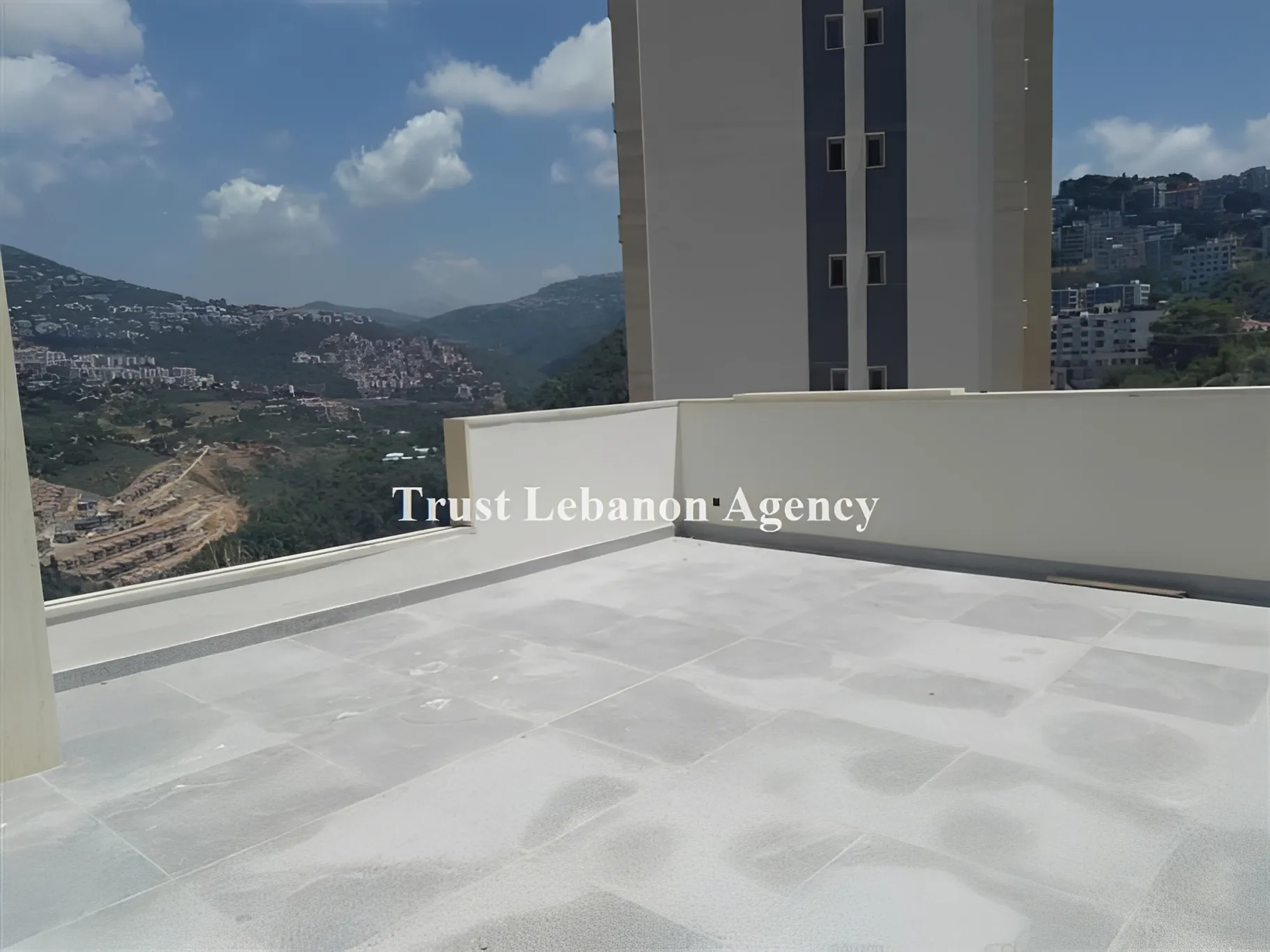 Apartment for Sale in Baabda Fiyadieh Lebanon