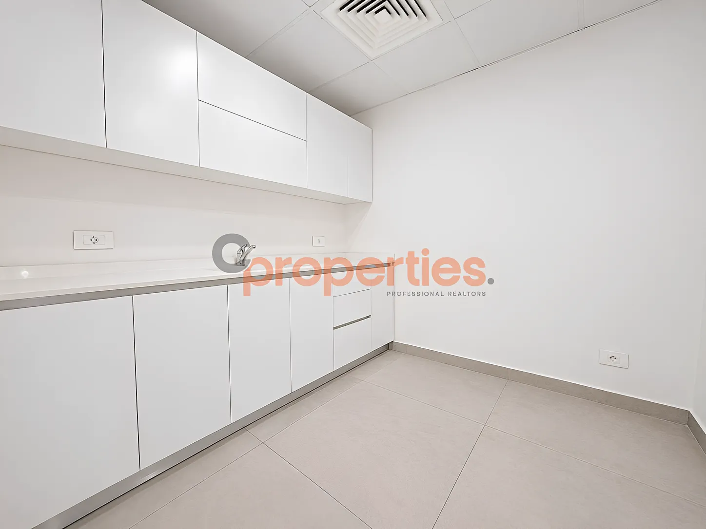 Office for rent in Achrafieh, Beirut, Lebanon
