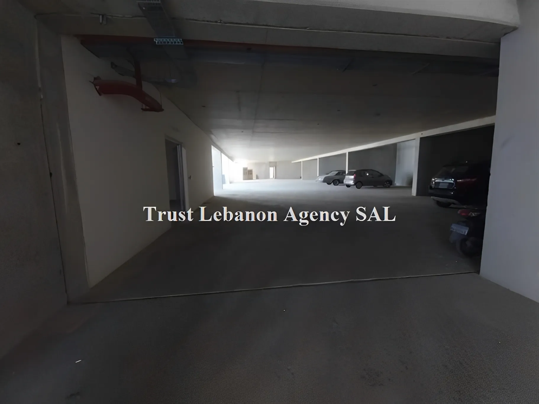 Commercial Property For Rent in Baabda, Louaizeh