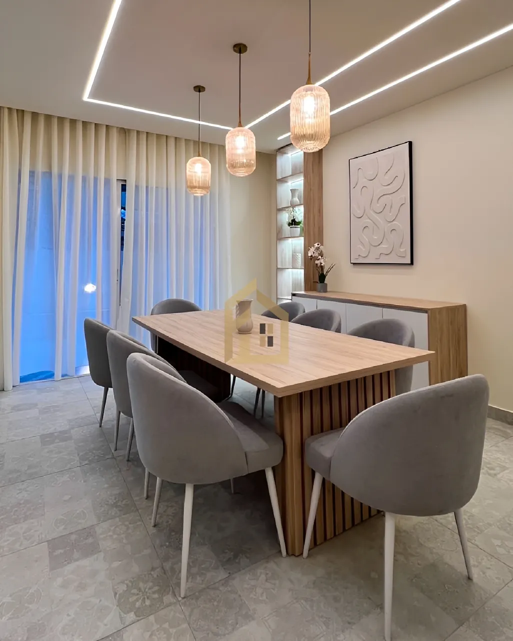 Apartment for sale in Achrafieh, Beirut, Lebanon - 2 bed, 3 bath