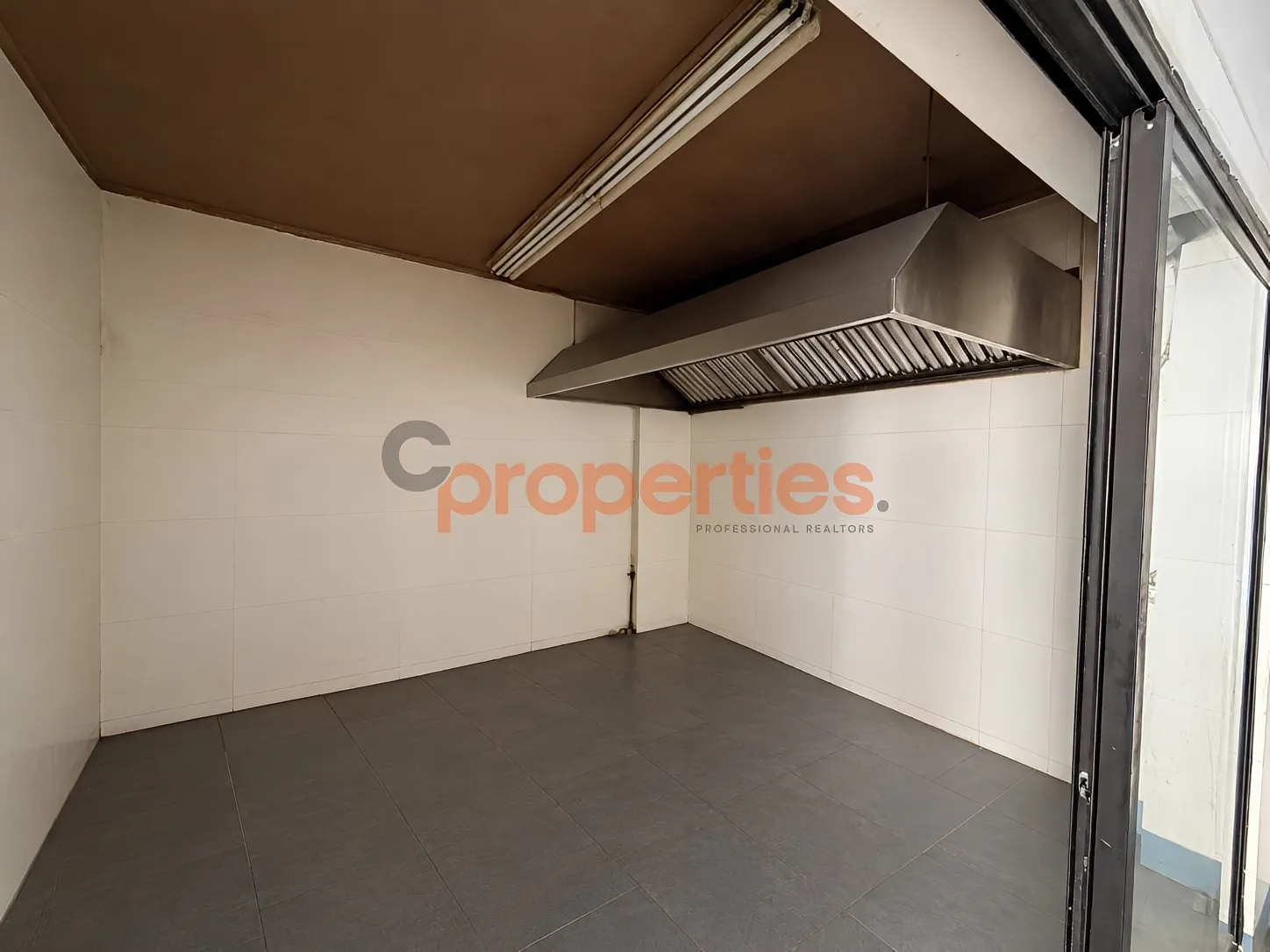 Shop for Sale in Achrafieh