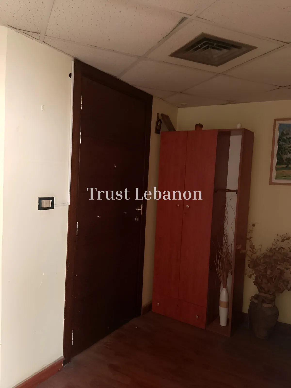 Office for rent in Achrafieh