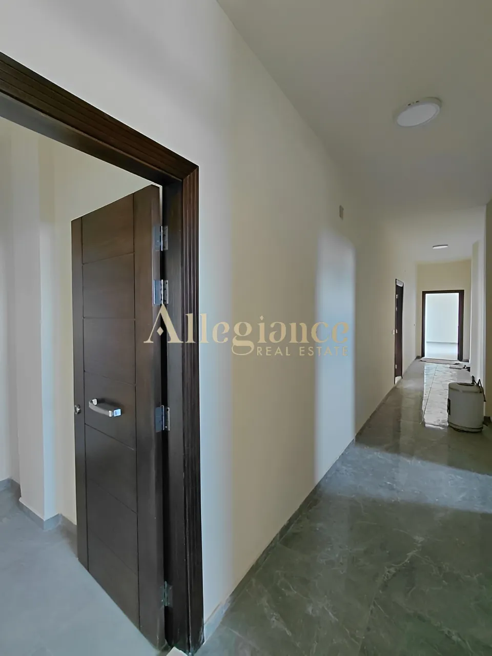 Office for rent in Sad El Baouchriyeh