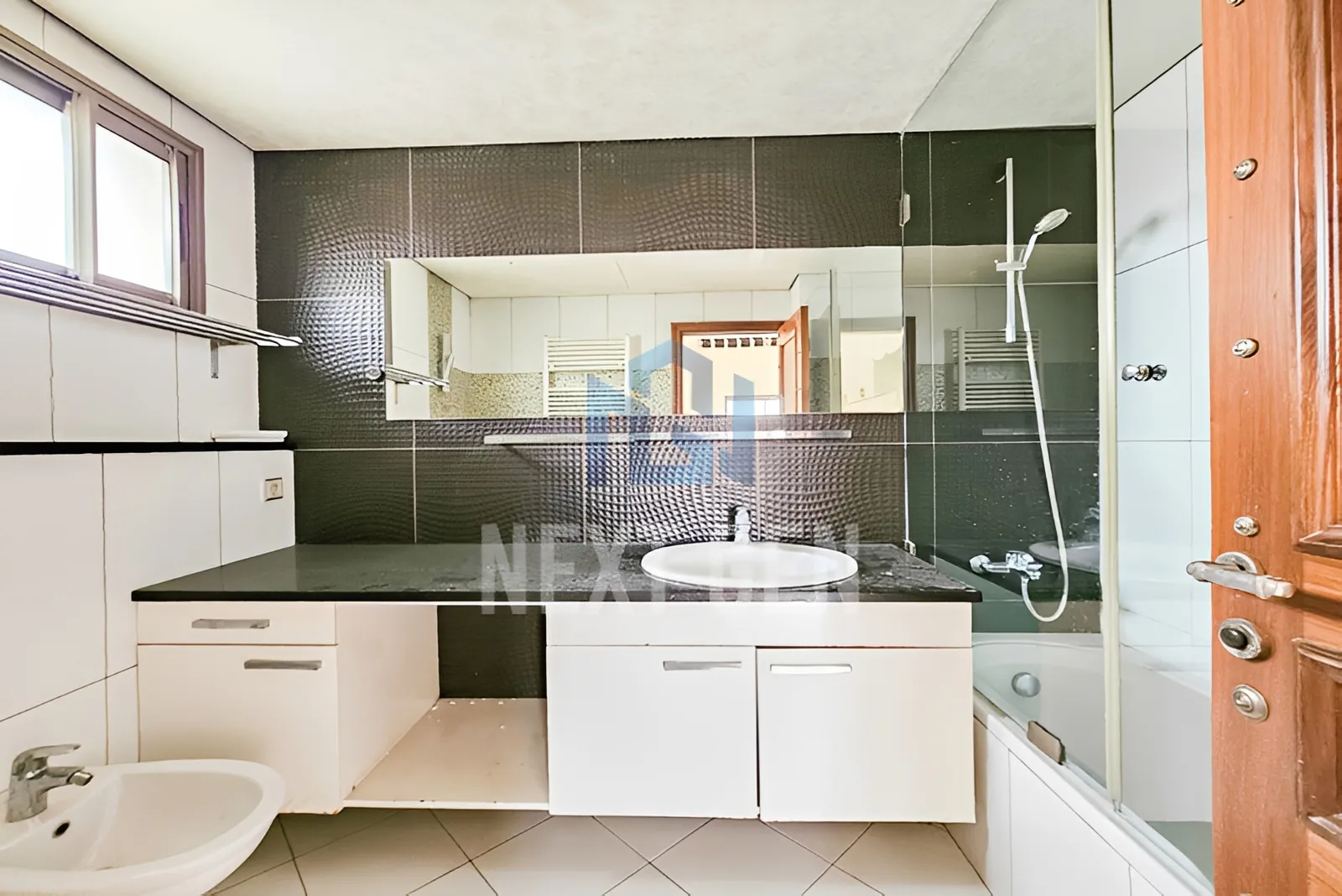 Apartment for Sale in Jnah