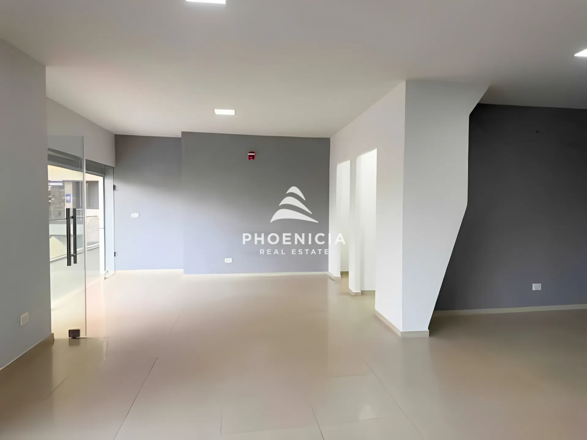 Shop for sale in Amchit Main Rd، Aamchit, Lebanon