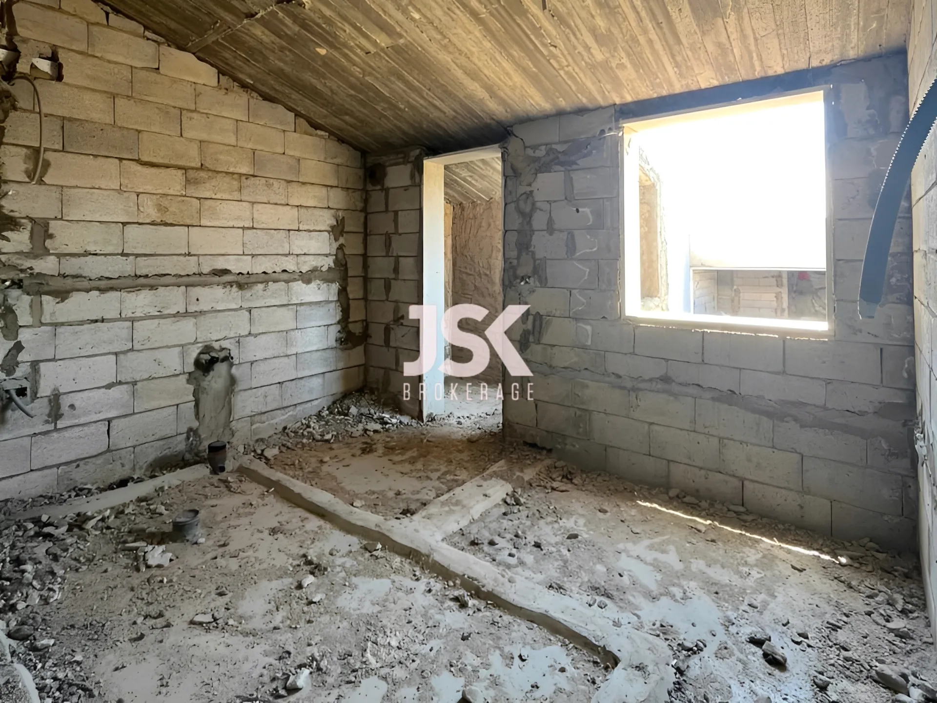 Apartment for Sale in Koura - 3 bed, 3 bath