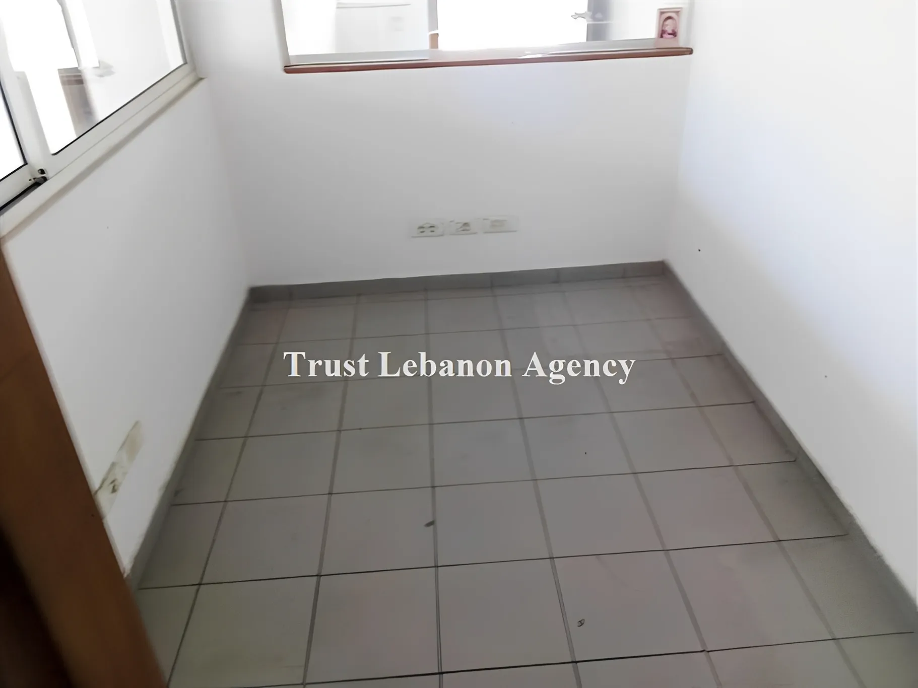 Office for rent in Baabda, Hazmieh