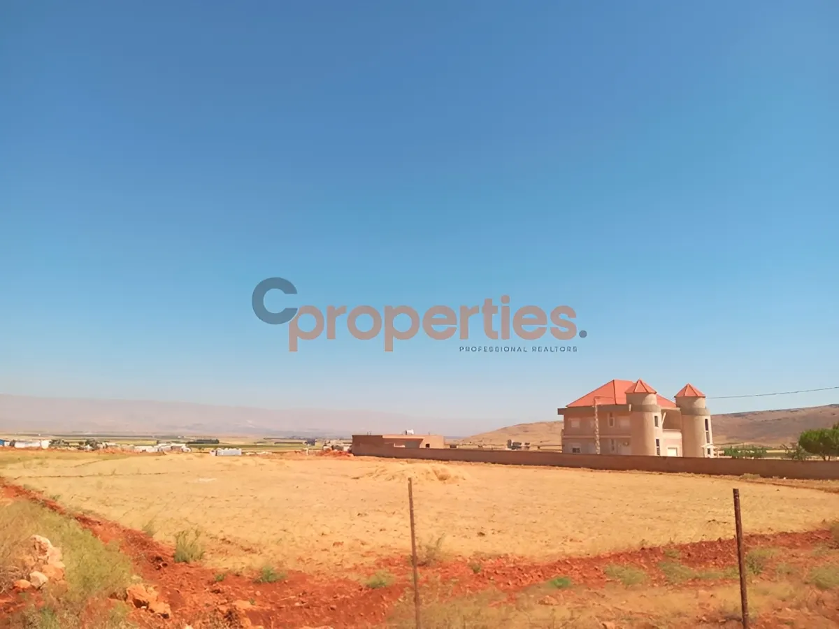 Land for Sale in Deir Al-Ahmar, Lebanon