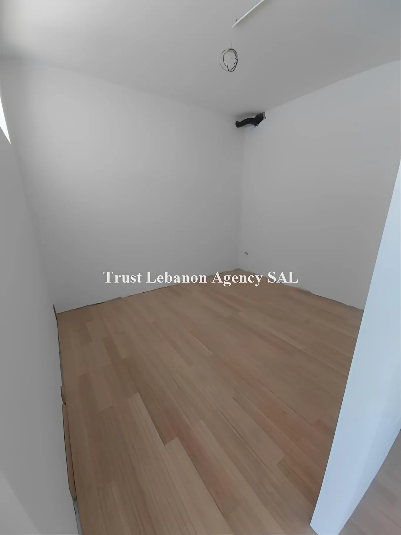 Office For Rent in Baabda, Louaizeh