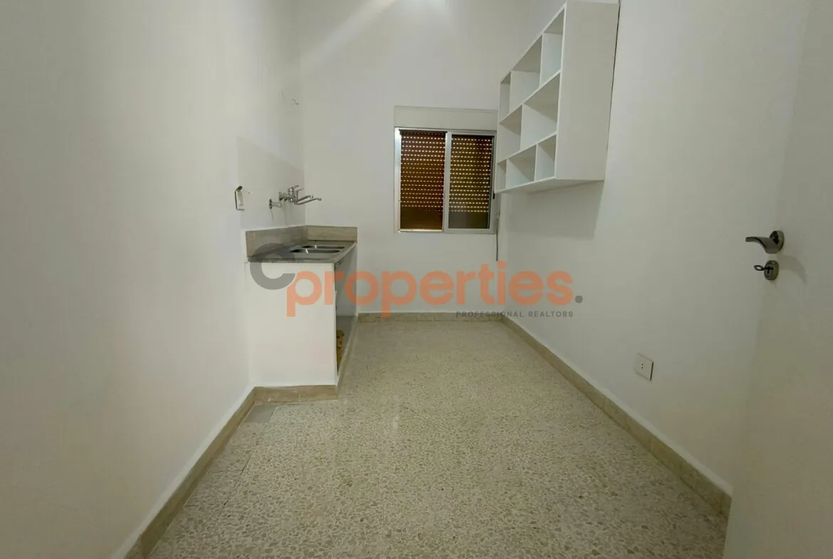 Office for Rent in Antelias